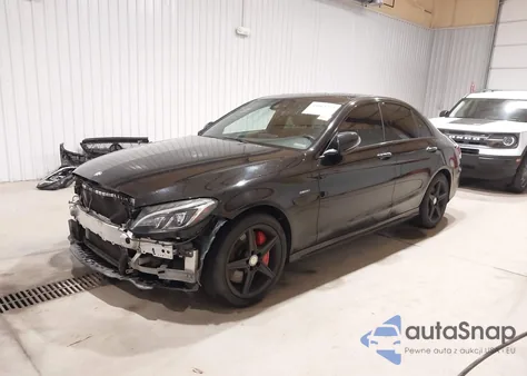 2016 Mercedes-Benz C 450 Amg 4Matic z USA, uszkodzony, nr VIN 55SWF6EBXGU110702